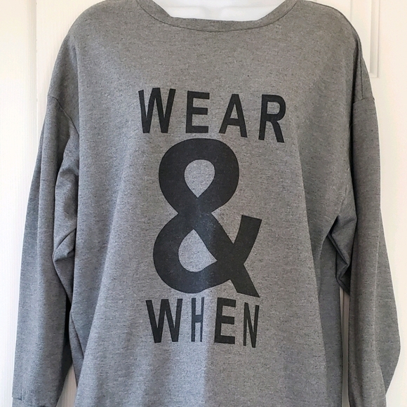 Banana Republic Tops - Banana Republic Shirt/sweatshirt